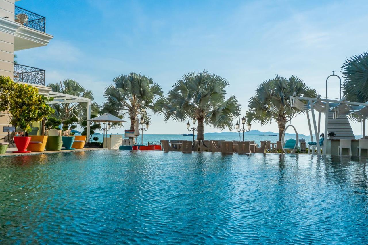 Lk Emerald Beach - Sha Extra Plus Pattaja Kültér fotó Infinity pool at the hotel