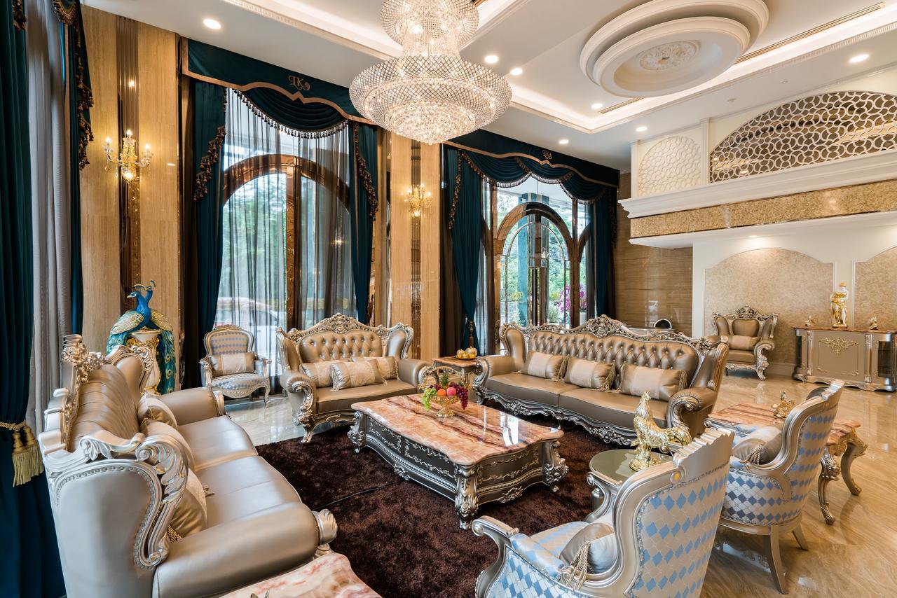 Lk Emerald Beach - Sha Extra Plus Pattaja Kültér fotó Interior of a luxury home