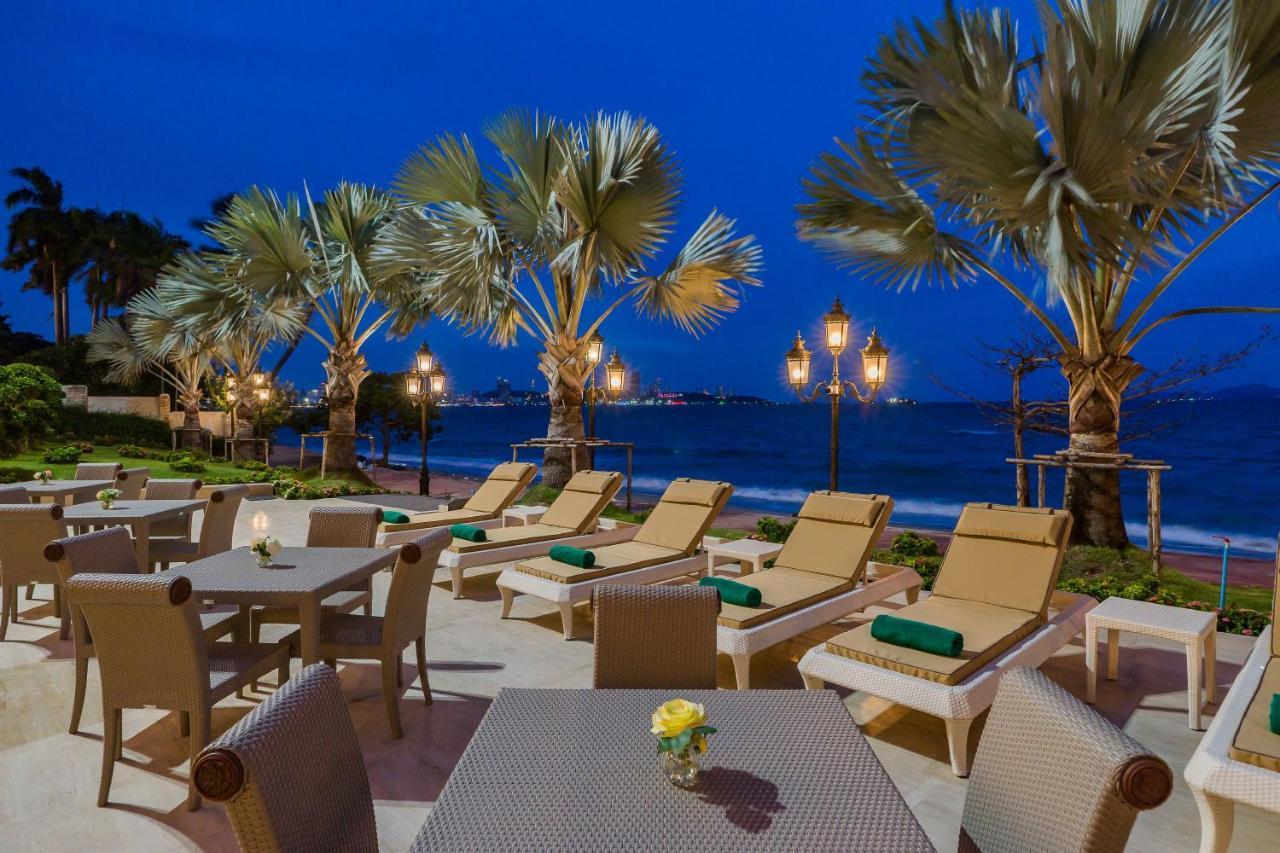 Lk Emerald Beach - Sha Extra Plus Pattaja Kültér fotó Beachfront at the Westin Resort & Spa, Desaru Coast